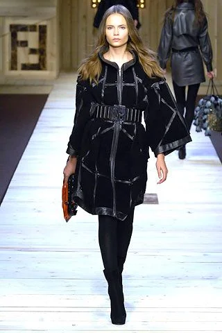 Look 15